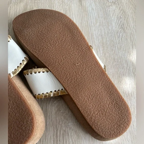 Jack Rogers Women's White and Tan comfort soft comfortable Sandals size 5 new - Picture 9 of 11